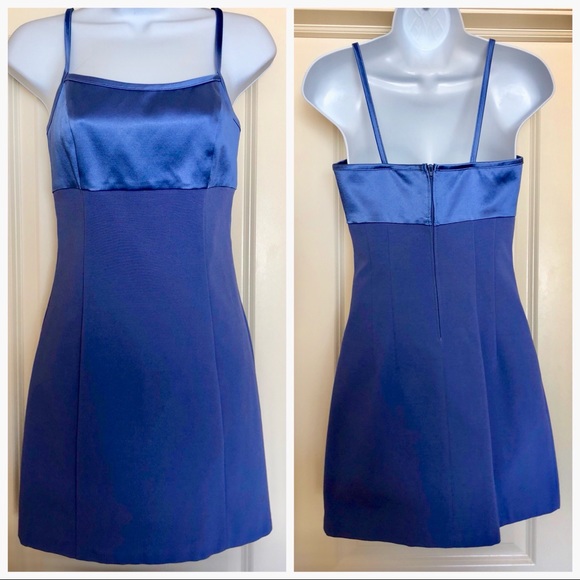Dresses & Skirts - Caché bodycon dress